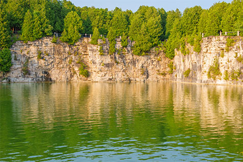 Bus to Quarry from toronto